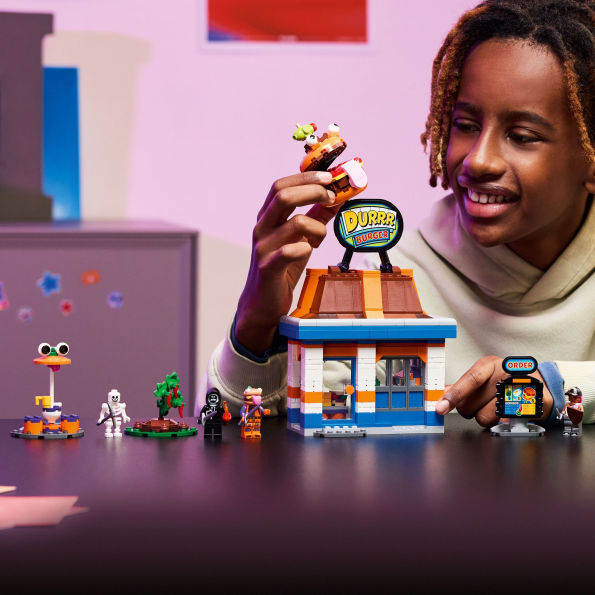 LEGO Fortnite Durrr Burger Restaurant Kids Toy 77076