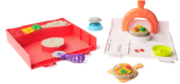 Kinetic Sand, Squish Pizza Rising Pizza Playset with 1lb Play Sand & 5 Tools, Kids Toys for Girls & Boys Ages 5 and up