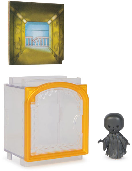 Wizarding World Harry Potter, Micro Magical Moments Year 5 Surprise Blind Box Figure & Display Case (Styles May Vary)