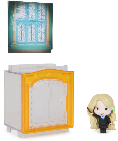 Wizarding World Harry Potter, Micro Magical Moments Year 5 Surprise Blind Box Figure & Display Case (Styles May Vary)