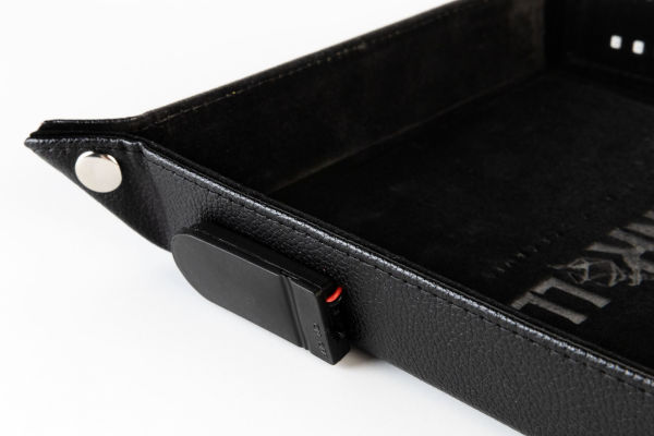 Shadow Light UV Dice Tray with Glow d20