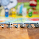 Alternative view 4 of CLUE®: Peanuts
