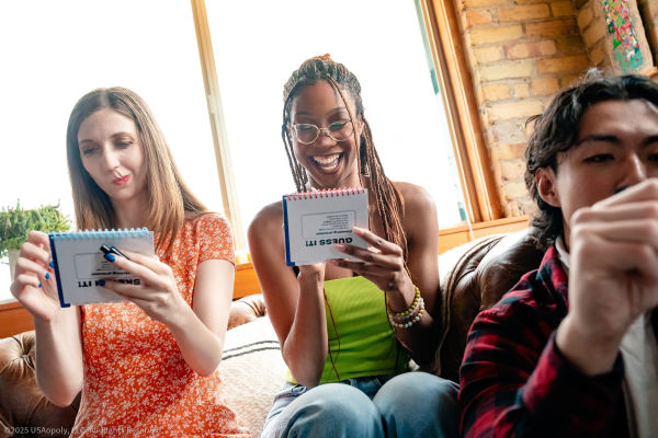 Telestrations® 12 Player