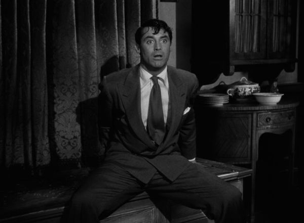 Arsenic and Old Lace [Criterion Collection]