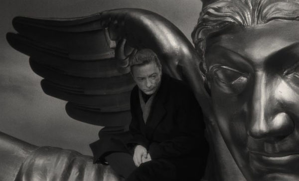 Wings of Desire [Criterion Collection] [4K Ultra HD Blu-ray/Blu-ray]