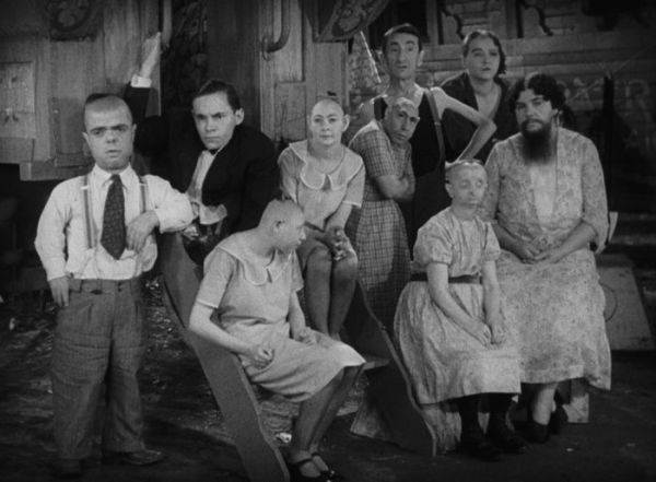 Freaks/The Unknown/The Mystic: Tod Browning¿s Sideshow Shockers [Criterion Collection]