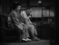 Alternative view 2 of A Story of Floating Weeds/Floating Weeds: Two Films by Yasujiro Ozu [Blu-ray] [Criterion Collection]