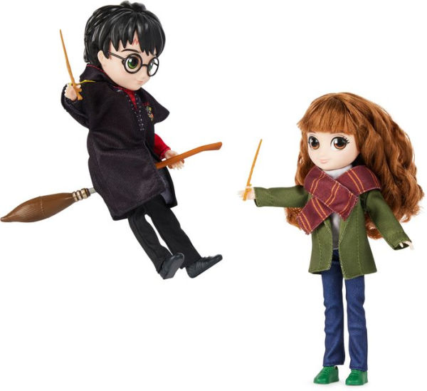 Wizarding World Harry Potter, 8-inch Harry Potter & Hermione Granger Dolls & Accessories Gift Set, over 20 Pieces, Kids Toys for Ages 6 and up
