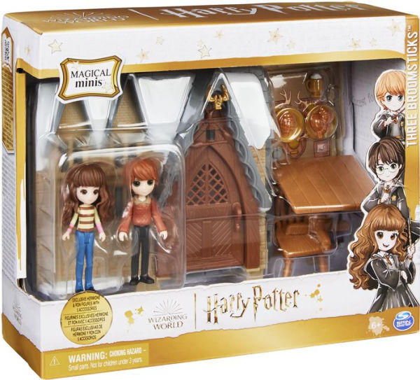 Wizarding World Three Broomsticks Collectible Doll Playset