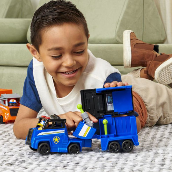 PAW Patrol, Big Truck Pup's Transforming Toy Trucks with Collectible Action Figure, Kids Toys for Ages 3 and up (Styles may vary)