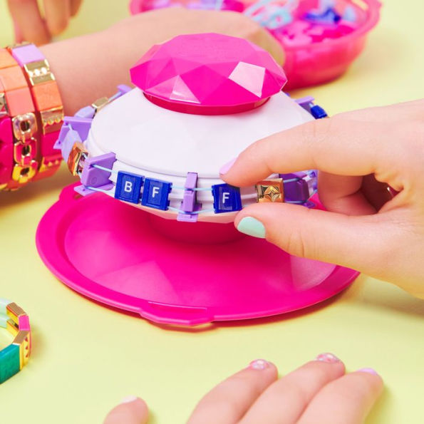 Make and remake bracelets all day with Cool MakerPOPSTYLE bracelet mak