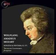 Mozart: Sonatas & Fantasia K 475