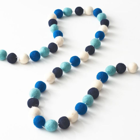 Blue and White Hanukkah Felt Pom Garland