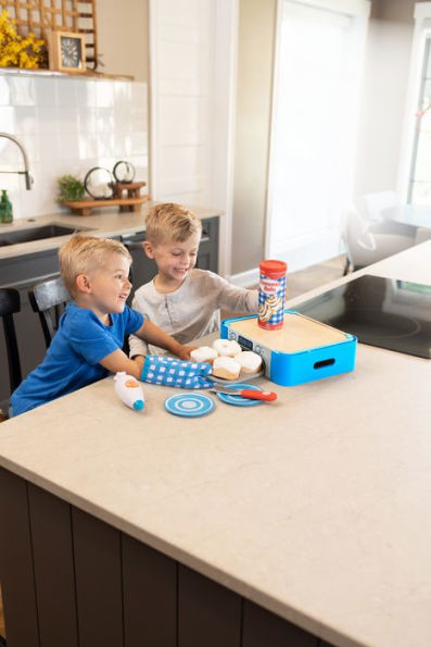 Pretendables Cinnamon Roll Set