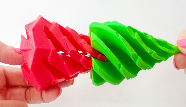 Christmas tree twiddle twister