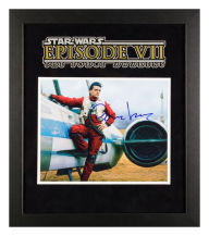 Star Wars - Signed Oscar Isaac Movie Photo - Framed Artist Series