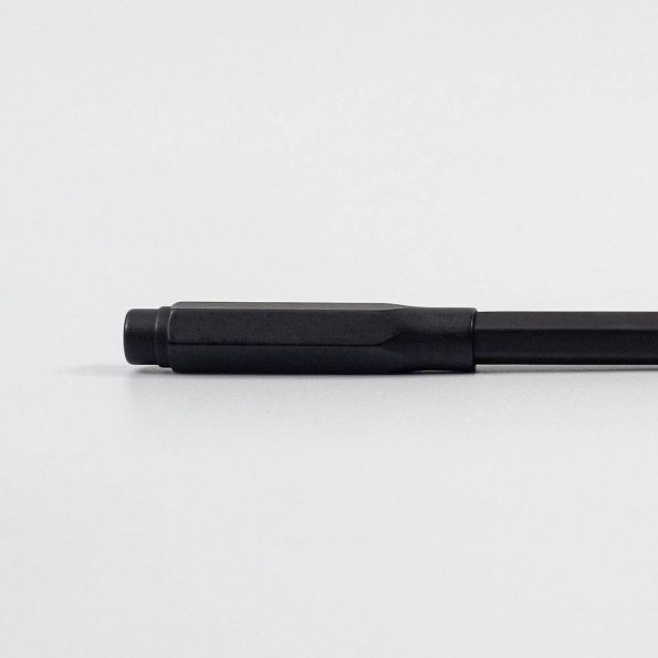 Blackwing Mixed Point Guard