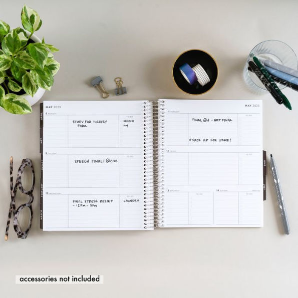 Barnes & Noble 20222023 Academic Year Student Planner with Star Wars