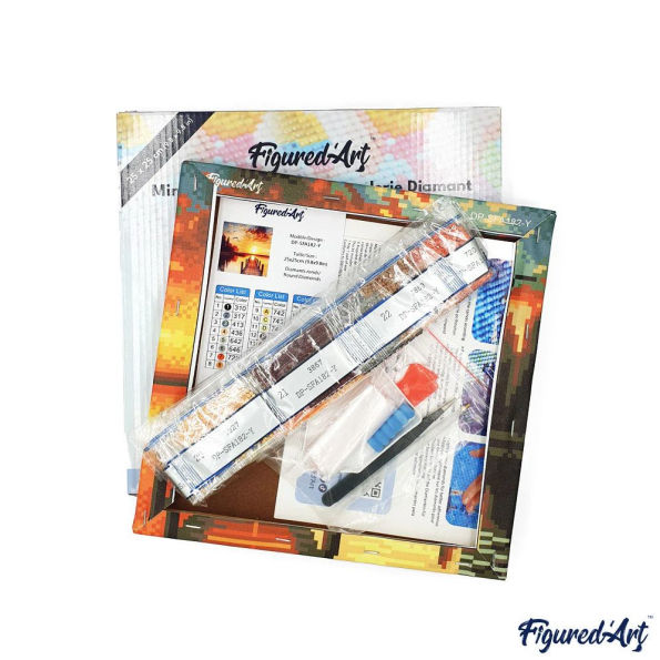 Cozy Holiday 10x10 Framed Diamond Art Kit