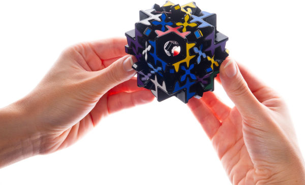 Maltese Gear Brainteaser Puzzle