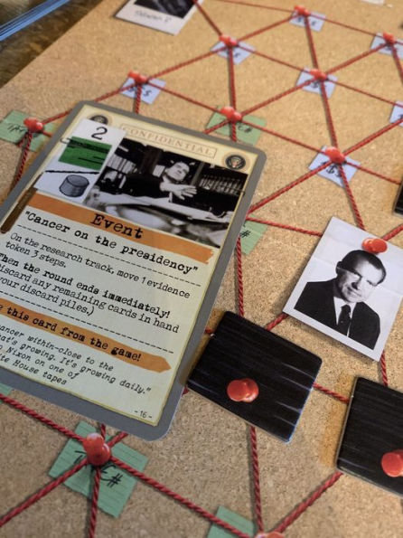  Capstone Games: Watergate, Strategy Board Game, History of  Watergate Included with Game, 2-Player Game of The Year 2019, Ages 12 and  Up, Cover Color May Vary : Toys & Games