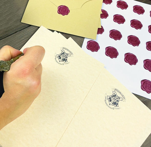 Harry Potter Hogwarts Stationery Set