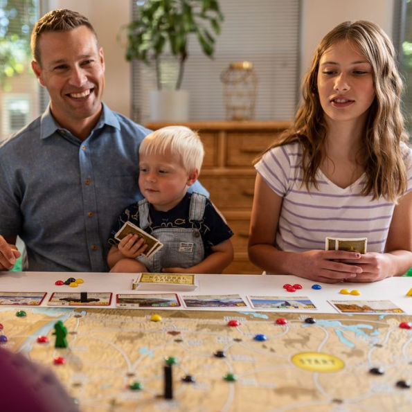 Underdog Games Trekking The National Parks: The Award-Winning Family Board  Game