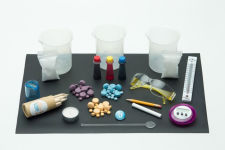 Alternative view 2 of Foundation Chemistry Kit: Beakers and Bubbles