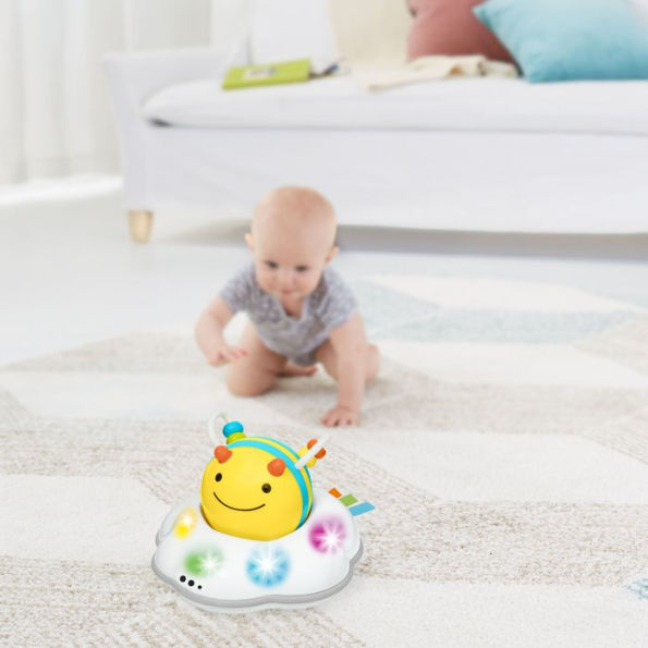 Explore & More Follow-Bee Baby Crawl Toy