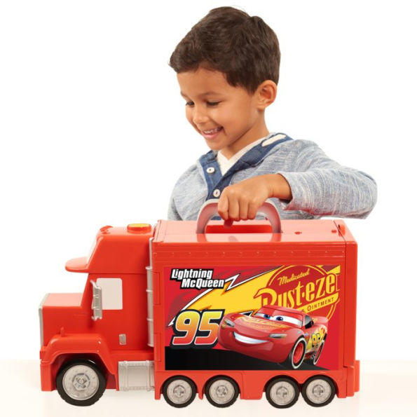 Disney Pixar Cars 3 Macks Mobile Tool Center