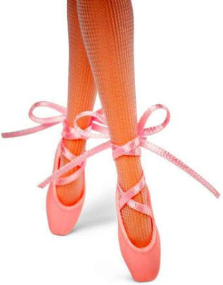barbie pointe shoes