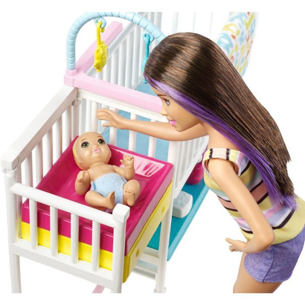 Barbie Skipper Babysitters Inc. Nap 'n Nurture Nursery Dolls Playset