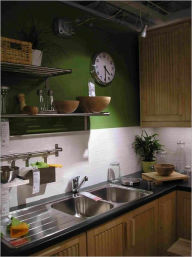Title: How to Decorate Your Kitchen The Easy Way and Make Your Neighbor Envy, Author: Thomas Salmon