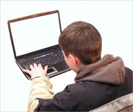 Title: How to Keep Your Kids Stay Safe Online : Protect Your Child From Online Predators!, Author: Skolastika Navina