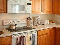 Title: How to Manage Your Kitchen In and Out, Author: Daniel Miller