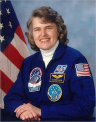 Title: Shannon Lucid - Space Flight Record Setter, Author: Henry M. Holden