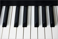 Title: How to Play Piano: The Piano Lessons Every Beginner Must Have, Author: Stella Foster