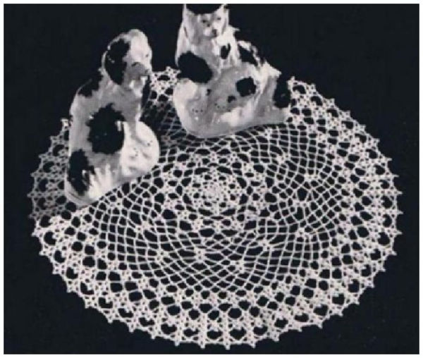 PATTERN #0954 THE PICOT WHITE DOILY VINTAGE CROCHET