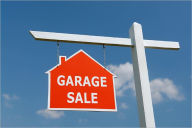 Title: How to host a garage sale, Author: Howard Mitchum