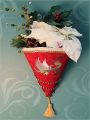 Step by Step On To Make a Christmas Cone Wall Hanging