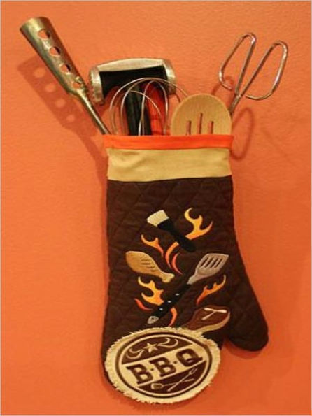 Oven Mitt Utensil Holder instructions to make one of your own!