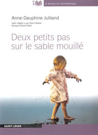 Deux Petits Pas Sur Le Sable Mouille