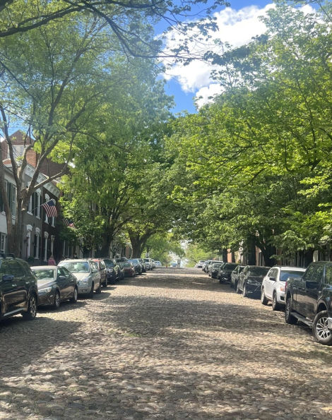 Every Escape from Longevity: The Avant-Garde Song (Lyrics for Musical Theater)