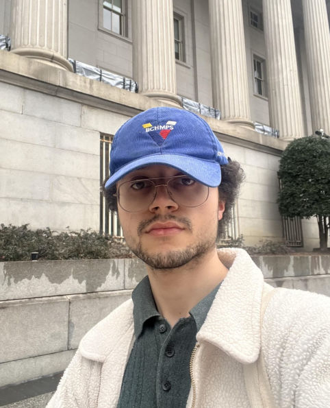 Purposefully Too as Any Necessary Chirp: The Avant-Garde Song (Lyrics for Musical Theater)