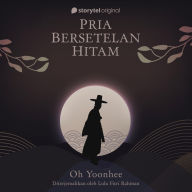 Pria Bersetelan Hitam