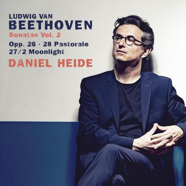 Ludwig van Beethoven: Sonatas, Vol. 2 - Opp. 26, 28 Pastorale, 27/2 Moonlight