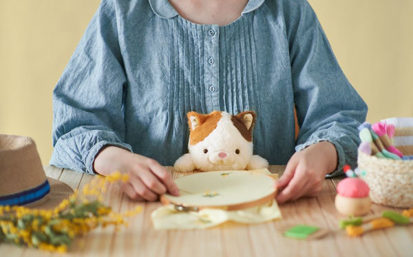 Posture Pal Calico Cat