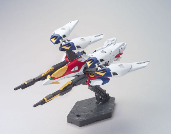 HGAC Wing Gundam Zero Model Kit
