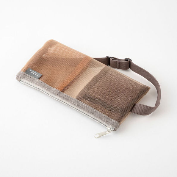 Midori Brown Mesh Book Band Pen Case: B6 - A5
