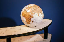 Alternative view 5 of Revolving Desktop Globe